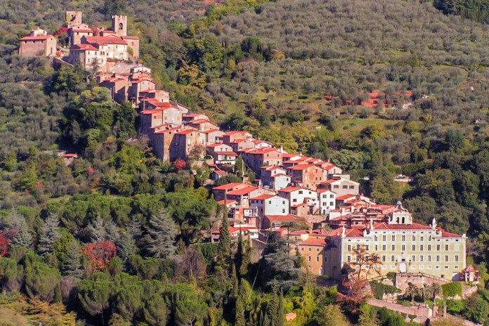 15 Most Charming Small Towns In Italy Page 15