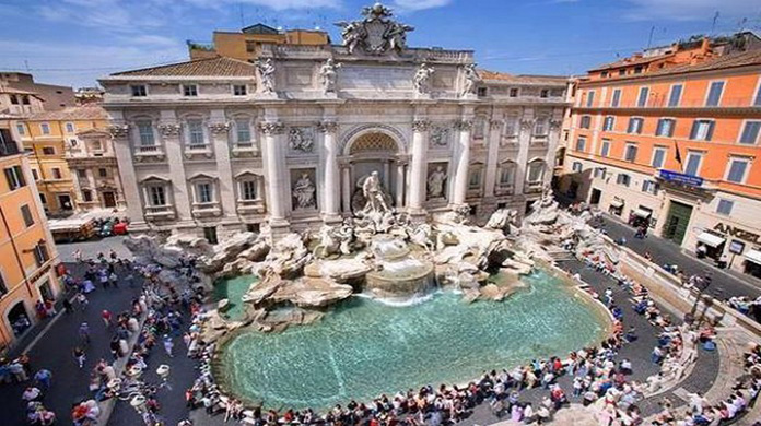Fontana-di-trevi This is Italy