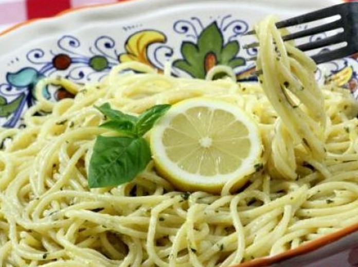 Spaghetti al Limone – Spaghetti with Lemon Sauce | This is Italy